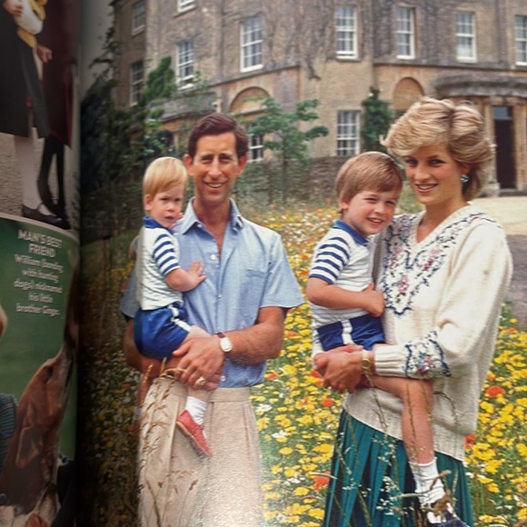 Us The Royal Wedding Magazine- 2011 - Picture 9 of 11